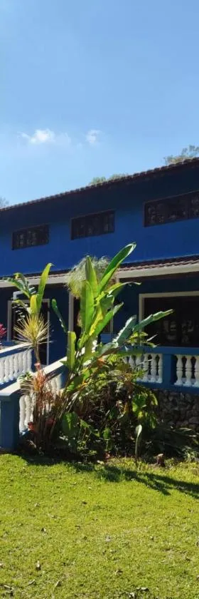Espaço e Pousada Krisalys Guararema，位于雅卡雷伊的酒店