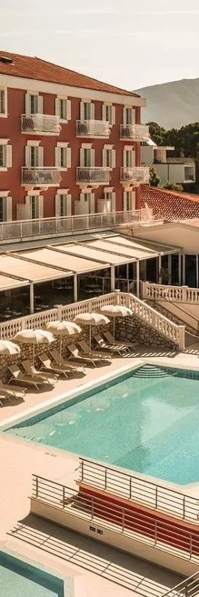 Aminess Younique Bellevue Hotel，位于奥瑞比克的酒店