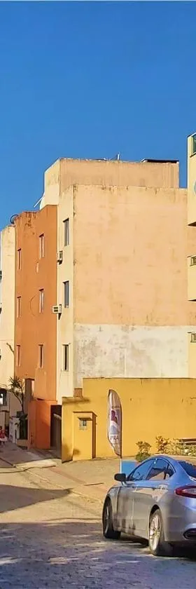 Bombinhas Praia Apart Hotel - unidade rua Bem Te Vi，位于邦比尼亚斯的酒店