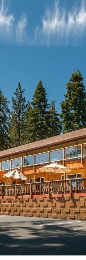 Cedar Glen Lodge，位于塔霍维斯塔的酒店