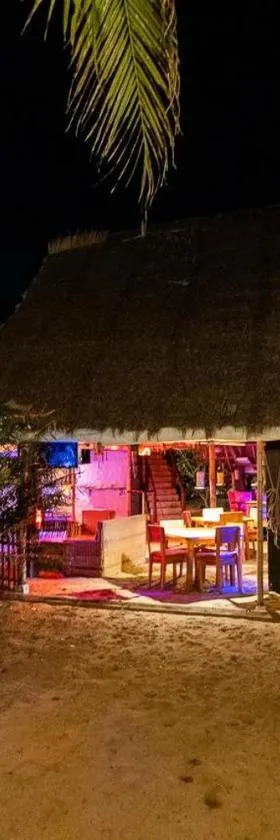 Sugar Lounge Lodge，位于Nauhang的酒店