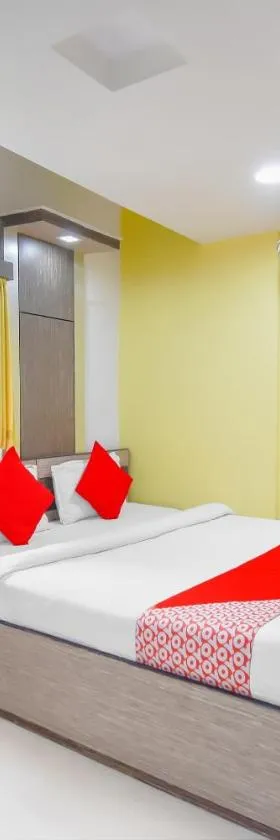 Super hotel O Adri 2，位于Dam Dam的酒店