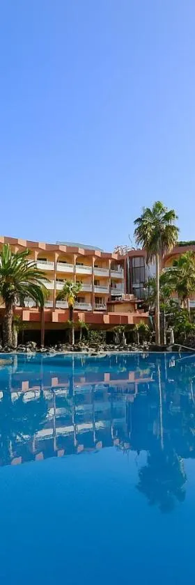 Hotel Puerto Palace，位于拉克鲁斯的酒店