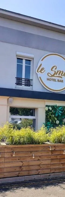 Hôtel Le Smile，位于Saint-Vincent-Sterlanges的酒店