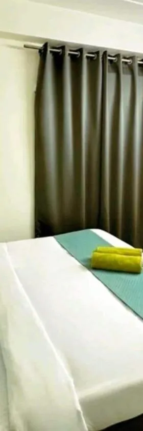 HOTEL O THE VIRAAT，位于Indirapuram的酒店