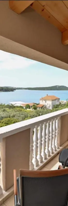 Guesthouse Villa Ljubica，位于索林的酒店