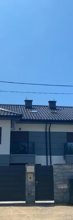 Arcadia Home，位于本津的酒店