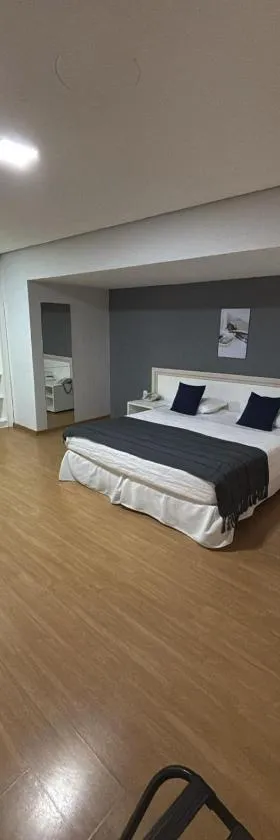 Embaixador Hotel & Centro de Eventos by Fast10，位于阿雷格里港的酒店