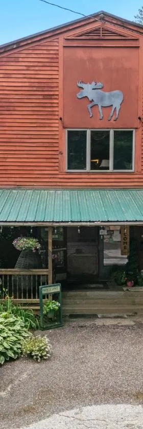 Evergreen Valley Inn，位于North Lovell的酒店