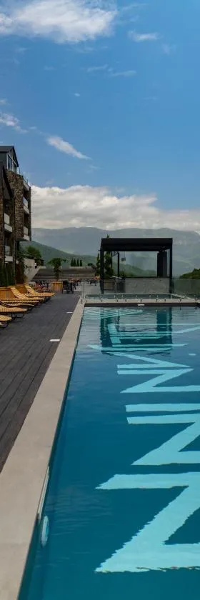 DilijanInn Hotel and Restaurant，位于迪利然的酒店
