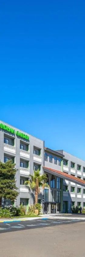 Wyndham Garden Newark Fremont Silicon Valley，位于纽瓦克的酒店