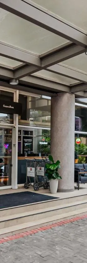 ibis Guarulhos Aeroporto，位于瓜鲁柳斯的酒店