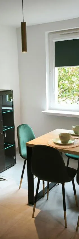 Apartament Zielono mi，位于马佐夫舍地区明斯克的酒店