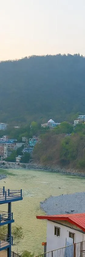 Around stays by the Ganges，位于瑞诗凯诗的酒店