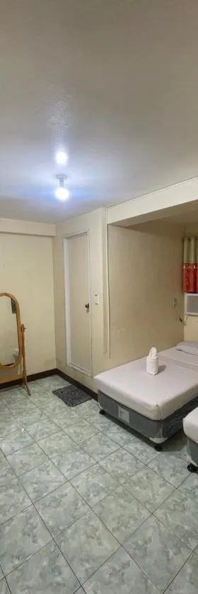 科斯特雷尔膳食公寓，位于塔比拉兰的酒店