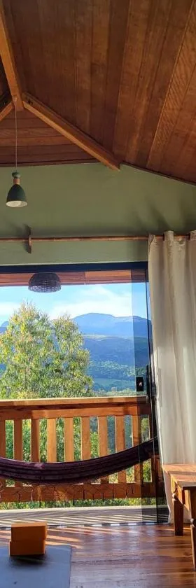 Chalé Vista do Vale Cangalha，位于阿尤鲁奥卡的酒店