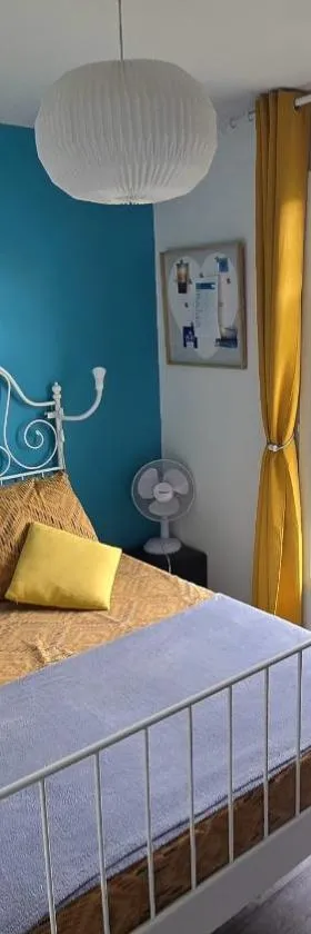 EntreLac&Océan1 - chambre d'hôtes chez l'habitant, Entrée et terrasse privée- cyclotouristes bienvenue，位于欧雷扬的酒店