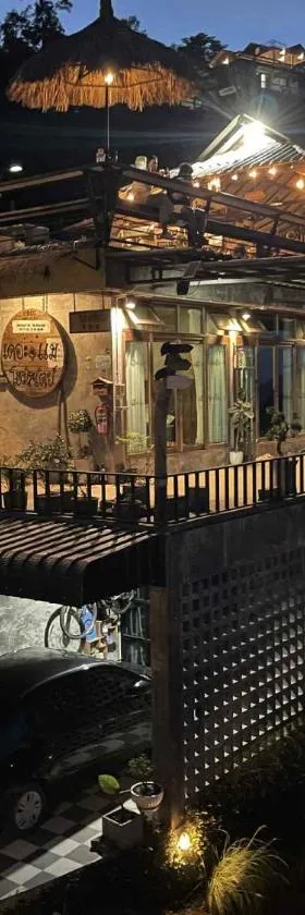 The Mae Homstayผาฮี้，位于Ban Ko Doi Tung的酒店