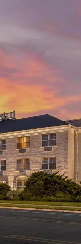 Best Western PLUS Morristown Inn-Florham Park，位于莫里斯敦的酒店