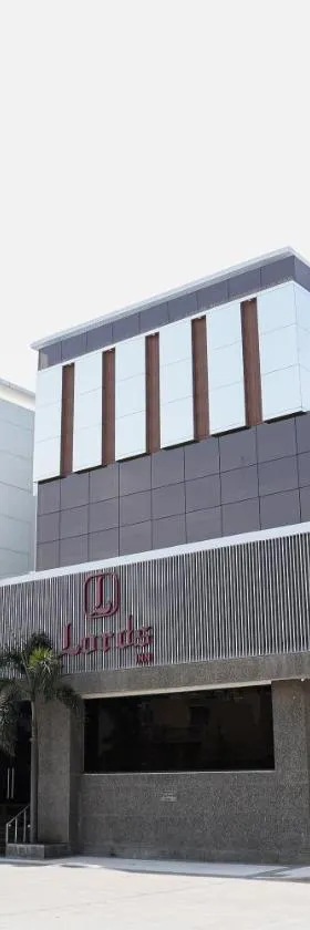Lords Inn Porbandar，位于博尔本德尔的酒店