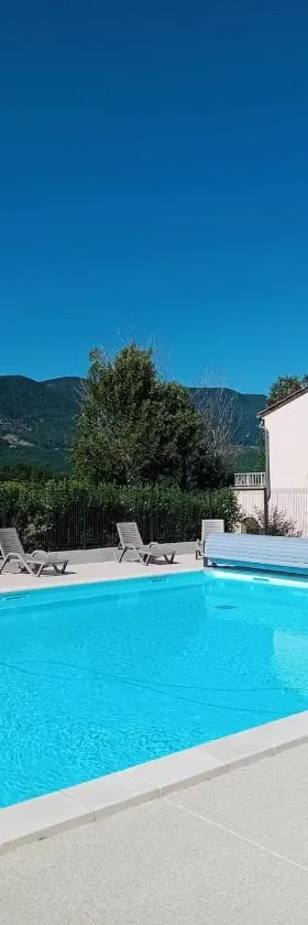 Olydea Montbrun-les-Bains，位于蒙布兰莱班的酒店