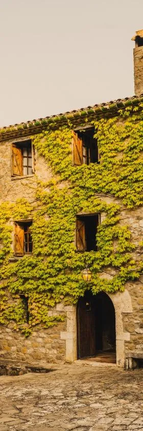 Off Grid Girona - NEW OPENING，位于贝尔达的酒店