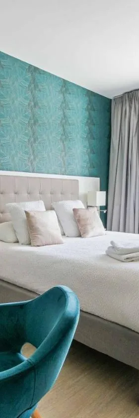 Logis Hôtel l'Amandier，位于Morlaas的酒店
