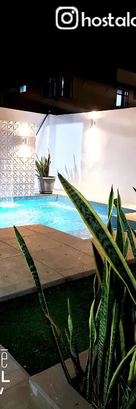 Costa Verde Hostal，位于曼塔的酒店
