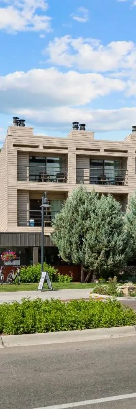 The Christie Lodge – All Suite Property Vail Valley/Beaver Creek，位于埃文的酒店