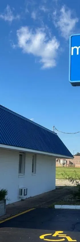 Motel 6 Sullivan MO，位于Sullivan的酒店