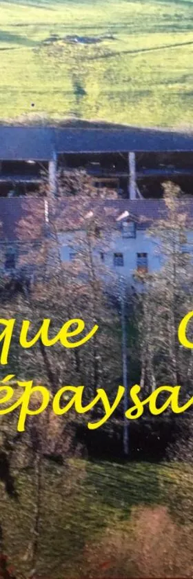 Dormez dans la chambre du meunier !，位于Germolles-sur-Grosne的酒店