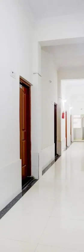 Super Hotel O Channasandra Metro Station Formerly Sri Krishna Nilaya，位于班加罗尔的酒店
