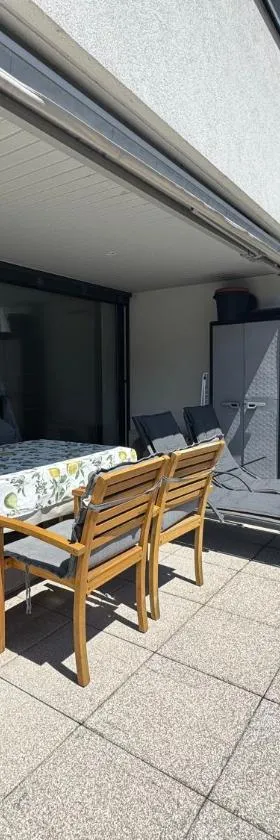 Appartamento fronte lago，位于Muralto的酒店