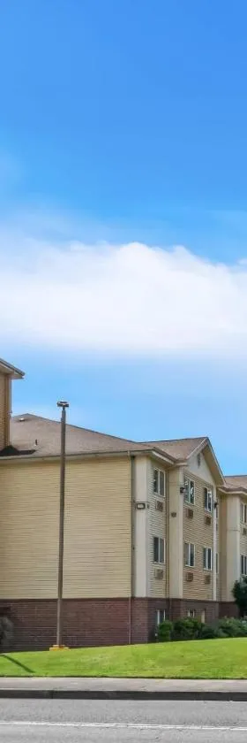Comfort Suites Clackamas，位于克拉克马斯的酒店