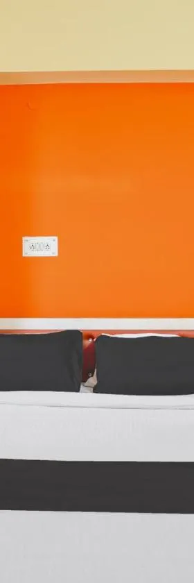 Hotel O Royal Rooms，位于班加罗尔的酒店