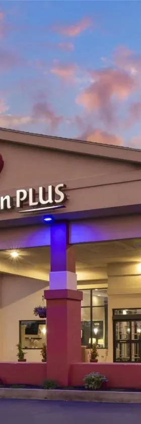 基恩贝斯特韦斯特PLUS酒店，位于基恩的酒店