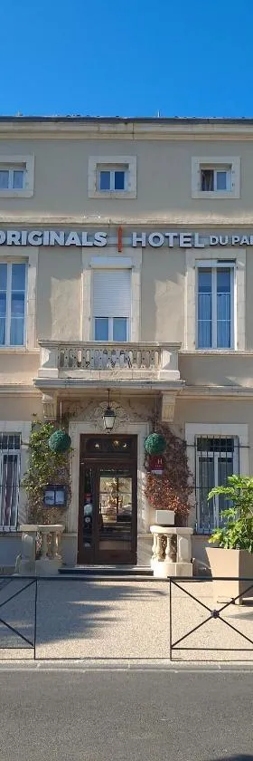 The Originals Boutique, Hôtel du Parc, Cavaillon，位于卡瓦永的酒店