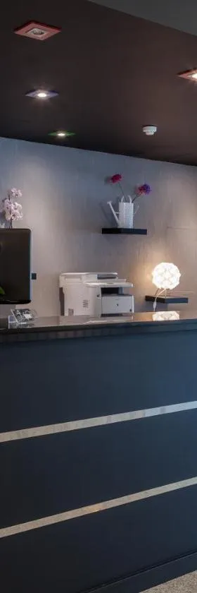 犹太教堂水疗酒店，位于埃尔瓦的酒店