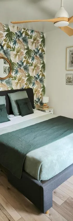 Les Treilles de Salies - Spa et sauna intérieur，位于萨利耶德贝阿尔恩的酒店