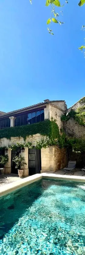 Le patio de Collias，位于Collias的酒店