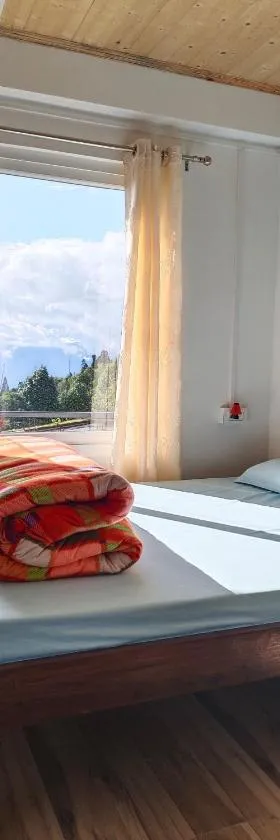 Pinescape Homestay，位于Kurseong的酒店