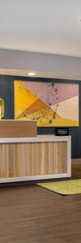 Spark by Hilton West Coxsackie，位于West Coxsackie的酒店