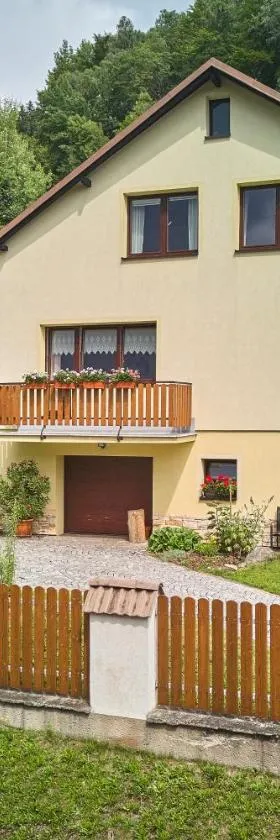Apartmán Svoboda，位于乌帕河畔斯沃博达的酒店