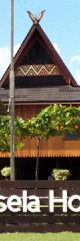 庞卡兰布翁阿尔瑟拉酒店，位于庞卡兰布翁的酒店