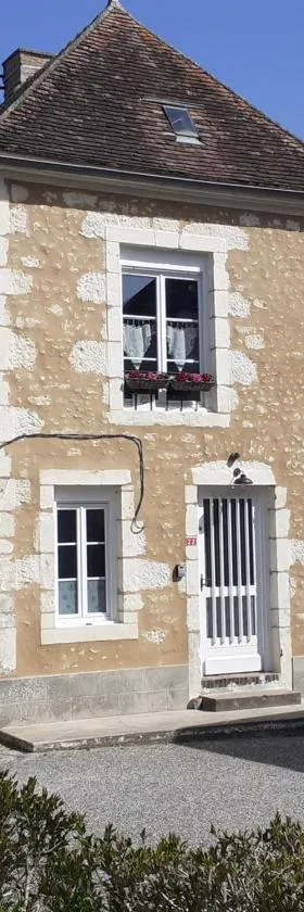 Gite Le Cozy，位于Val-au-Perche的酒店