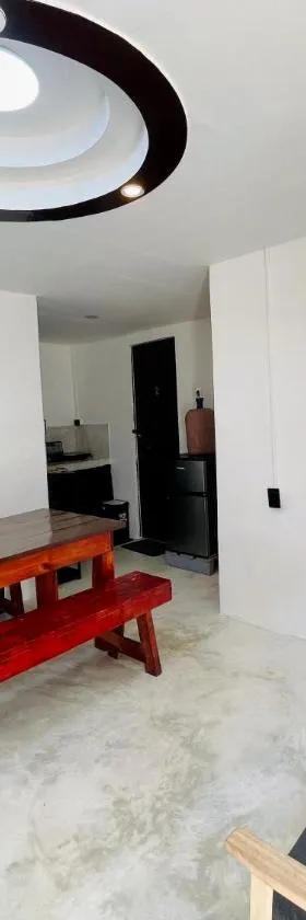 A 2-BR house in General Luna with Fast WiFi，位于Catangnan的酒店