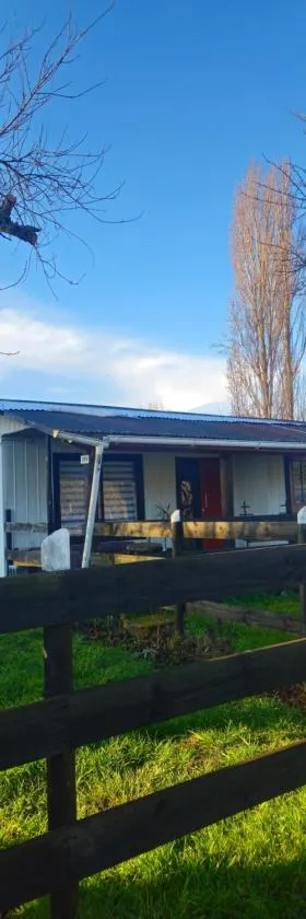 Cabaña y Granja interactiva en Ruta 5，位于Loncoche的酒店