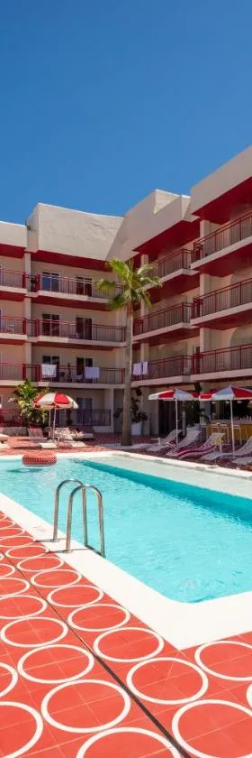 Romeos Ibiza - Adults Only，位于圣安东尼奥湾的酒店