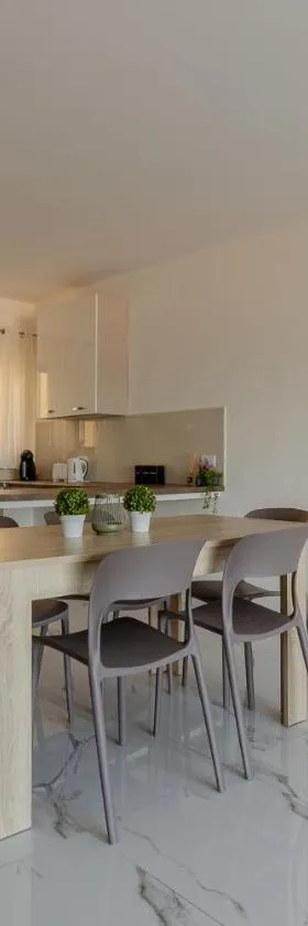 Penthouse with 3 bedroom，位于卢加的酒店