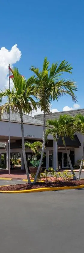 可可比奇卡纳维拉尔角拉金塔旅馆及套房酒店，位于可可比奇的酒店